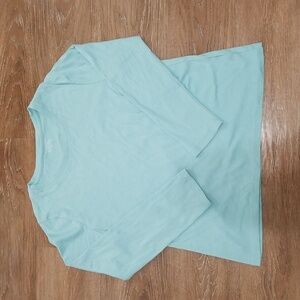 (XL) Northern Reflections Pastel Minimalist Modest Classic Fit T-Shirt Casual